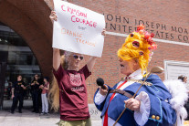 ‘트럼프 폭주’에 법원 잇따라 제동 걸지만…다 ‘플랜B’가 있다?[디브리핑]