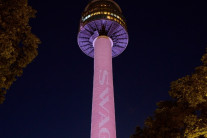 전례 없이 ‘핑크빛’ 밝힌 남산타워…깜짝 소식 알린 저스틴 비버