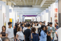 키아프 8만2000명 찾아…20·30 새 컬렉터로 부상