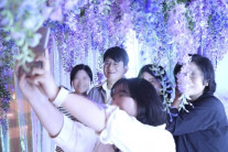 ‘불꽃축제’ 역대급 인파 몰렸다는데…방시혁 ‘깜짝’ 등장한 곳