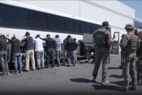 한미 차관 통화,한국 “구금사태 유감”…미국 “예의주시”
