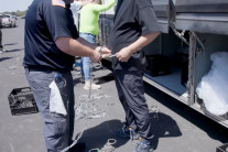 ‘구금 한국인’ 변호사 “고도의 전문 엔지니어 다수…몇주만 미국 머무를 계획이었다”