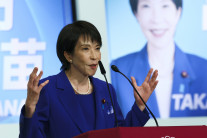 자민당 총재에 다카이치, 사상 첫 일본 여성총리 유력…유리천장 뚫은 비세습 정치인 [종합]