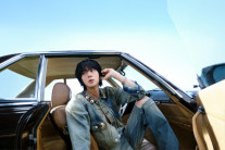 방탄소년단(BTS) 진, “K팝 대표 글로벌 가수 1위” 아이돌차트 조사