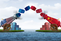 100% 관세 때린다던 트럼프, 돌연 ‘화해 시그널’…협상문 열어둔 이유 [디브리핑]