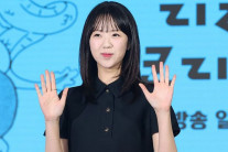 “체중 증가+생리 불순”…지예은 앓고 있다는 갑상선 기능 저하는 어떤 병?