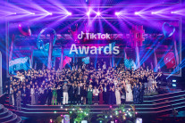 “낯선 얼굴, 이게 대체 뭐길래”…새벽 3시, 무려 5000만명 몰렸다 ‘올해 최고’