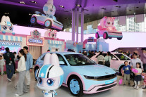 K팝, 캐릭터와 손잡다…하츠투하츠·아일릿 등 ‘IP 컬래버’로 팬덤 확장 나서