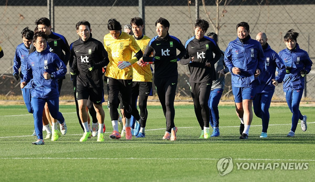 10일 오후 충남 천안 대한민국축구종합센터에서 축구대표팀이 훈련하고 있다. (천안=연합)
