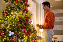 “일 없습네다”하던 현빈, 싸이 이어 솔레어 마닐라 홍보대사 됐다