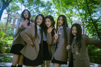 뉴진스, ‘디토’로 일본 레코드협회 트리플 플래티넘…K-팝 걸그룹 최초