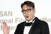 조진웅, 대한민국이 둘로 갈라졌다…‘소년처분 가십화’ VS ‘공인 검증’ [세상&]