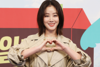 톱 여배우 “달에 땅 1000평 샀다” 가능한 얘기?