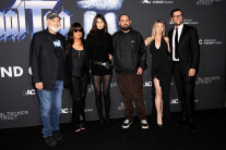 ‘해리가 샐리를 만났을 때’ 부부 감독 피살…마약중독 전력 아들, 용의자로 체포돼