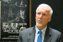 “미국 제정신 아냐” 제임스 카메론 감독이 뉴질랜드로 이민 간 이유