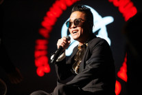 윤일상이 전한 김건모 근황…“곡도 쓰고 음악적으로 충전”