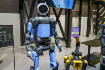 현대차그룹주(株) ‘200조’ 시대, 1년 새 60% 급증…‘로봇+방산+IT’가 이끈다