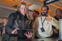 삼성전자 ‘갤럭시 Z 트라이폴드’, 씨넷이 꼽은 CES 2026 ‘최고의 제품’