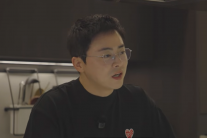 ‘50만 구독자’ 배우 조정석 유튜브활동 중단 “당분간 육아”