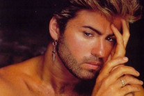 “저 남자 너무 섹시해”…시대의 섹스 심볼, 음악가로 살고 시인으로 죽고 싶었던 팝스타의 이야기 [음덕후:뮤지션으로 읽다]