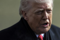 트럼프 “한국과 해결책 마련”…관세인상 기습 발표 하루만에 ‘협상모드’