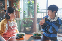 뻔하디뻔하지만 그래도 좋은…엄마표 집밥 ‘넘버원’ [리뷰]