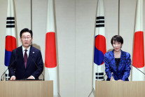 李대통령 “한중일 3국 최대한 공통점 찾아 소통·협력해야”