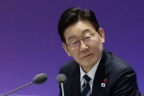 “한국인 건드리면 패가망신한다” 이 대통령, 초국가범죄TF ‘깜짝방문’