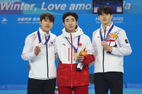 어제의 동지가 오늘의 적으로…쇼트트랙 린샤오쥔·김민석, 다른 국기 달고 뛴다[2026 동계올림픽]