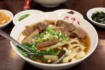 “먹고나서 뛰면되지” 러닝도 식후런, 미식여행 메뉴들