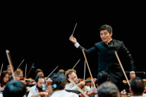 조용필 즐겨 듣던 소년 작곡가, 지휘자로 세계 무대에 우뚝 서다 [인터뷰]