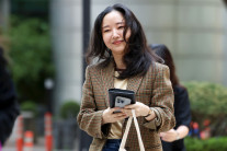 민희진, 255억원 받는다…1년 6개월 이어온 하이브 소송전 이겼다