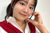 “친구들, 노벨상 받아야지” 윤하 ‘과학 장학금’ 신설…25명에 250만원씩