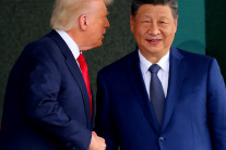 중국, ‘미국 핵심 우방’ 캐나다·영국에 일방적 무비자 조치…올해 말까지 입국시 비자 면제