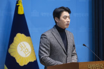 민주당·혁신당 합당 정면충돌…여당 찬반 논쟁 격화