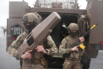 유럽, 중동 군사 지원 본격화…EU 4개국, 키프로스에 해군 파병