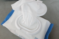 “물티슈로 식탁 닦으면 안 된다” 전문가 엄중 경고, 왜?