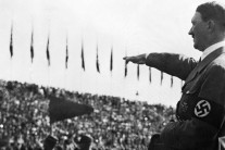 “우리 가족도?” 독일서 나치당 명부 공개…온라인 조회 가능