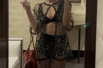 제니 ‘손가락 욕’ 사진 올려…사생팬·리셀러 저격?