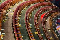 “할리웃 수준이 이것밖에 안 돼?”…공분 일으킨 이 사진