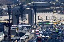 빛이 열리는 ‘광화문’에서…대한민국 소프트파워의 새 장 열린다 [BTS 컴백 공연 D-1]