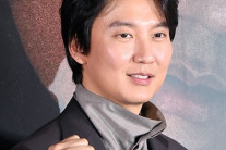 김남길, 정식 가수 데뷔…첫 싱글 발매