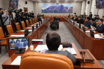 ‘윤석열 조작기소’ 50일간 국정조사…여당,여론전 돌입 [이런정치]