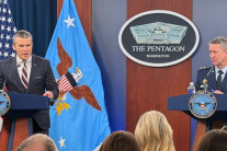 중동 전쟁 일주일째…미국 “작전 다음 단계”·이란 “협상 없다”