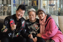 ‘태진아 50년 절친’ 하춘화, 치매 투병 ‘옥경이’에 거금 전달