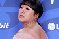 이수지 인기에 사칭 범죄까지 등장…“개인 연락·미팅 유도 주의” 당부