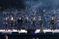 스위프트 대항마 된 BTS…글로벌 투어 총매출 최소 20억달러