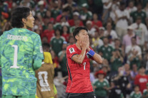 점차 희박해지는 한국 32강 진출…남은 경우의 수는?