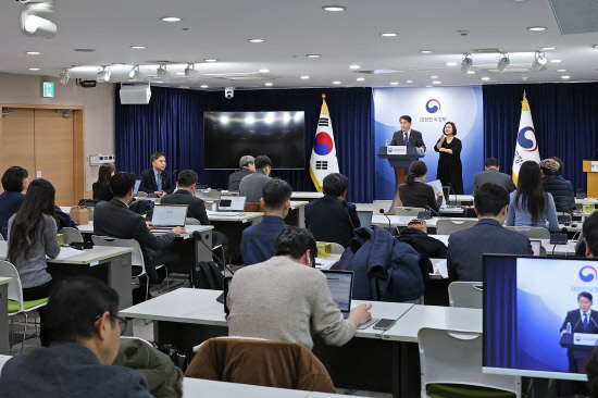 재외동포수 줄었다